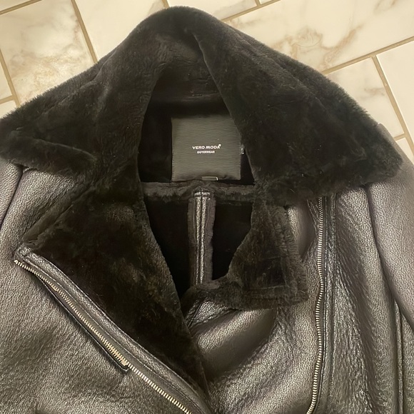 Double faced faux fur moto jacket - Picture 2 of 7